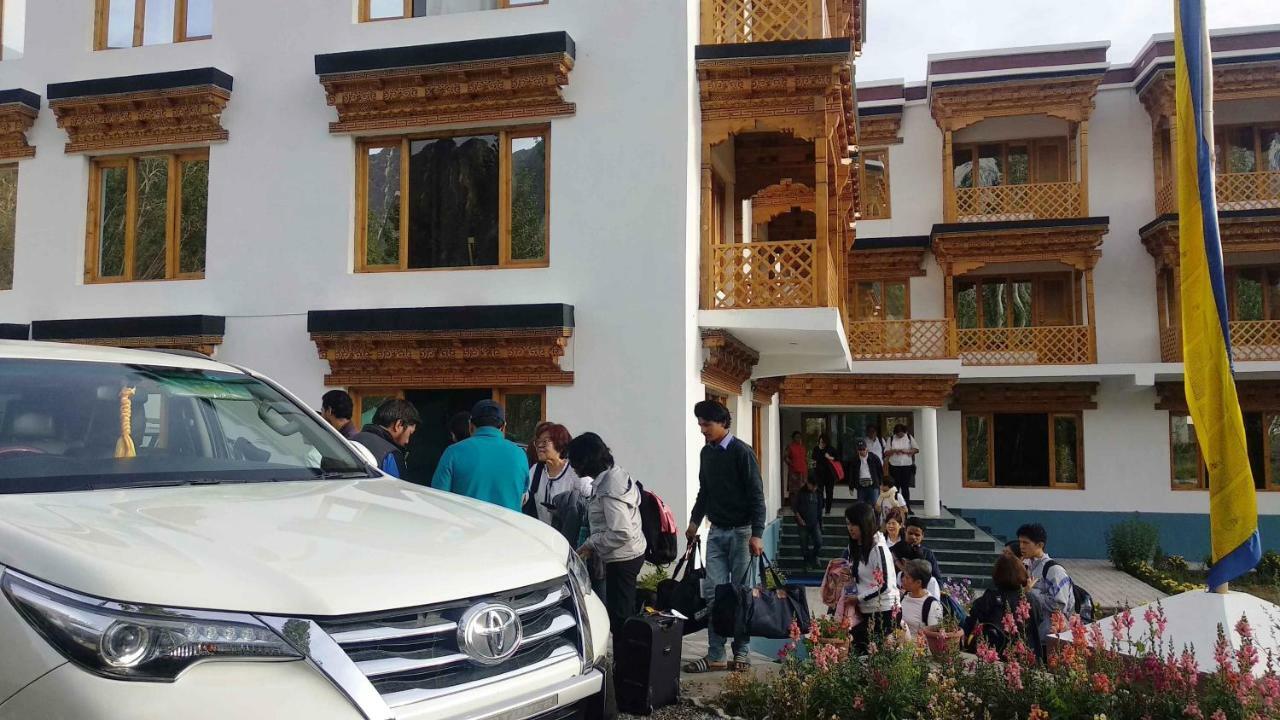Hotel Hunder Residency Leh Exterior foto